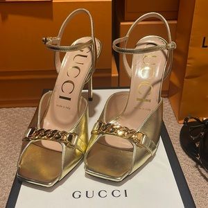 Worn one time for a wedding.